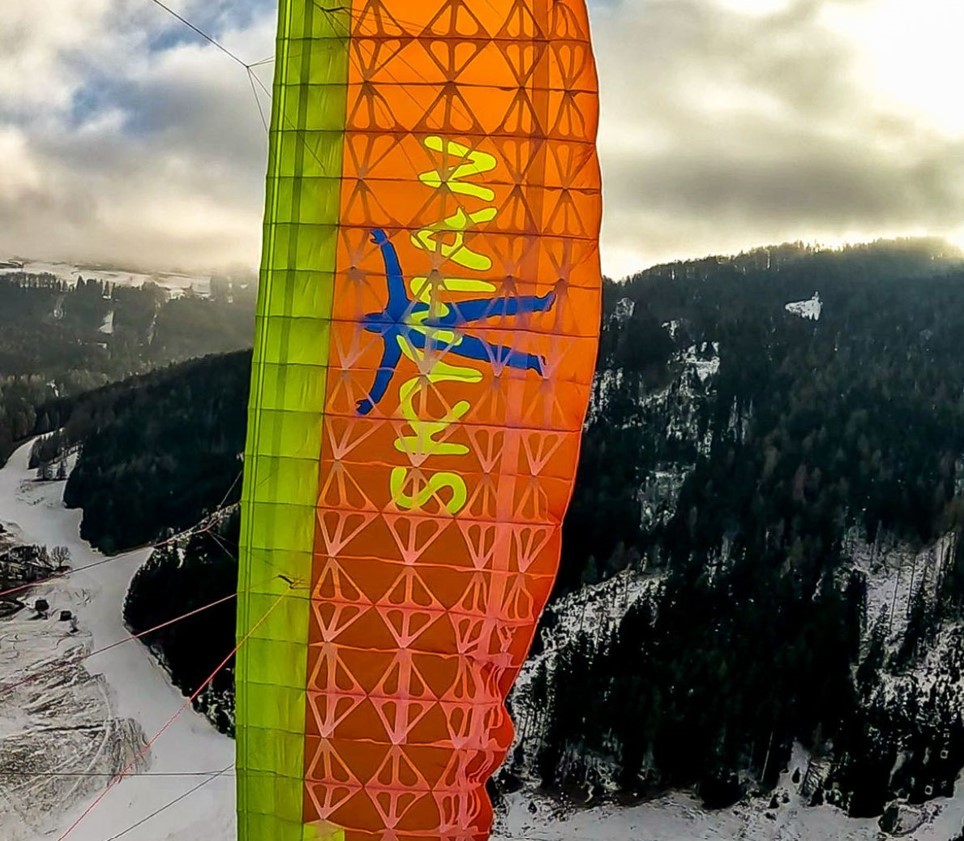 Parapluie Léger Skyman Sir Edmund Race 20 – EN B – 1,8 Kg – Occasion – Hike & Fly